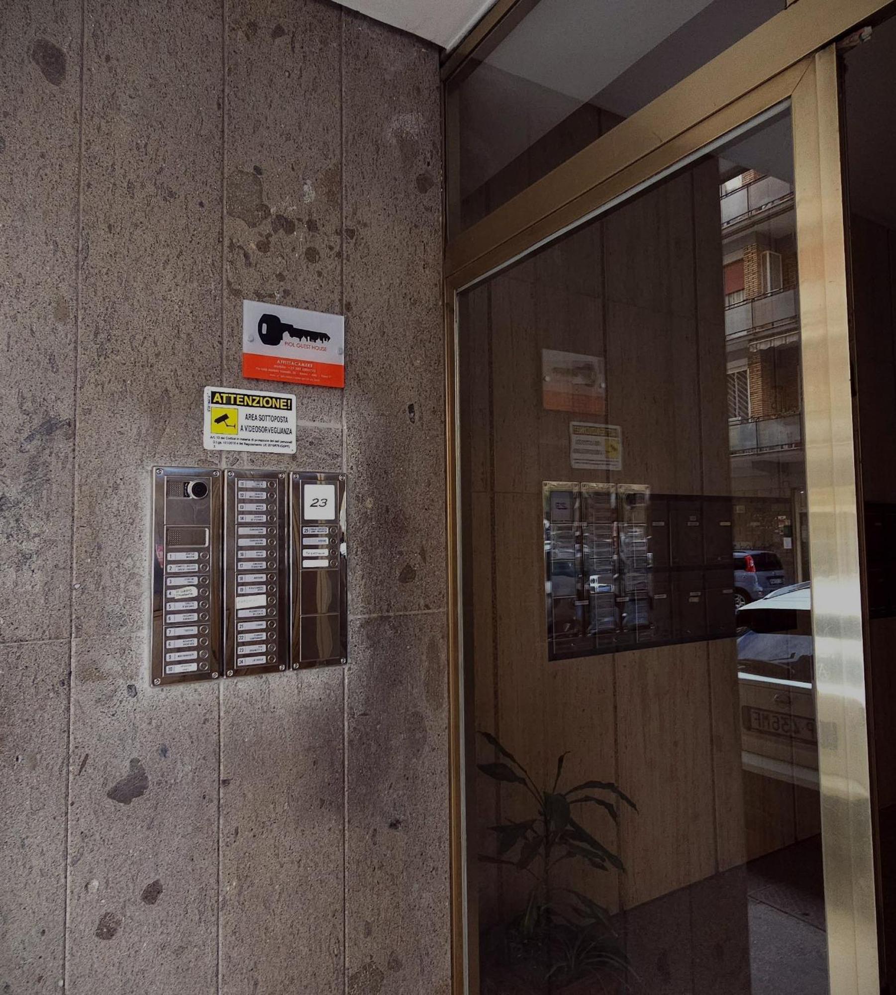 Piol Guest House Рим Екстер'єр фото